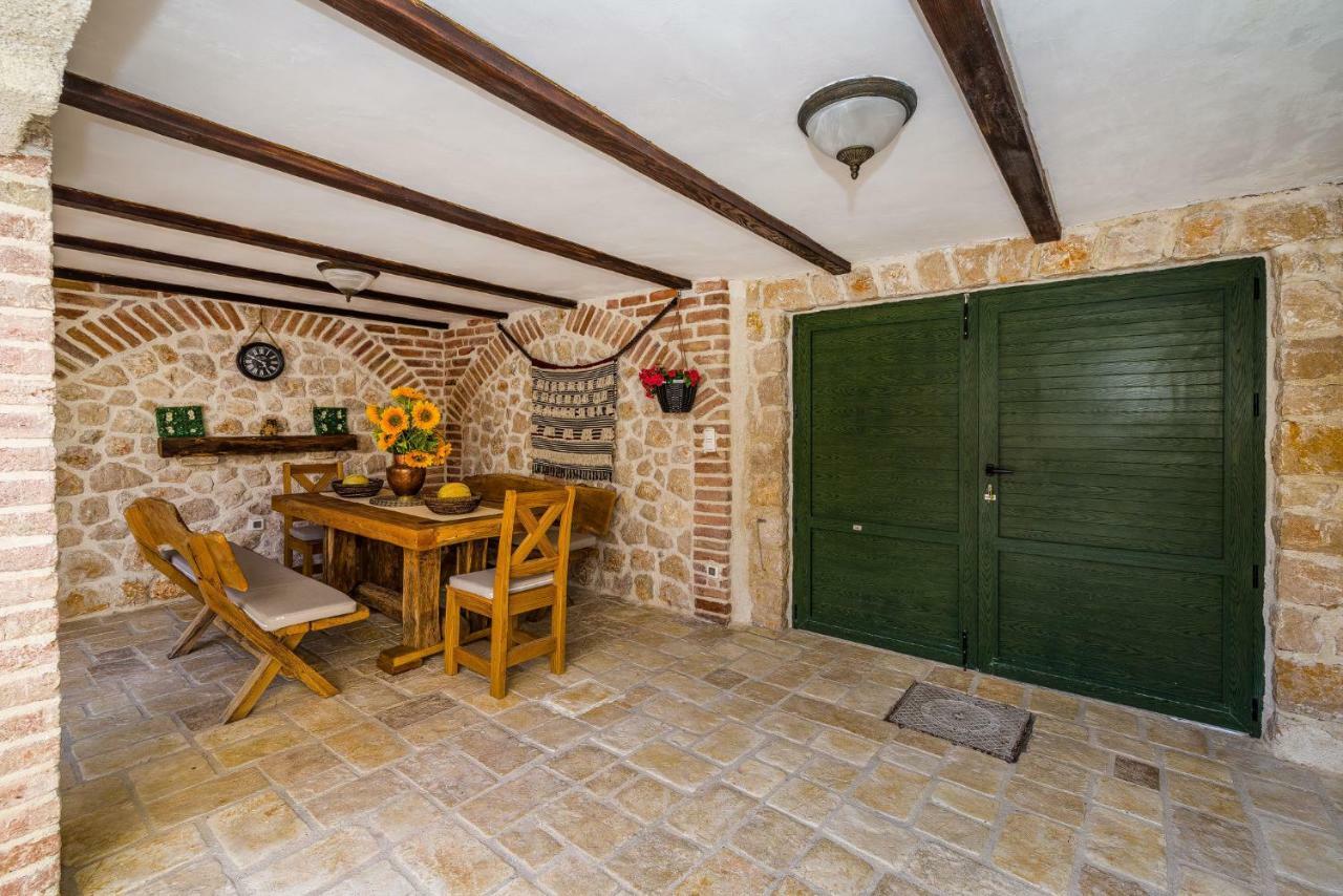 Stone House Βίλα Ražanac Εξωτερικό φωτογραφία